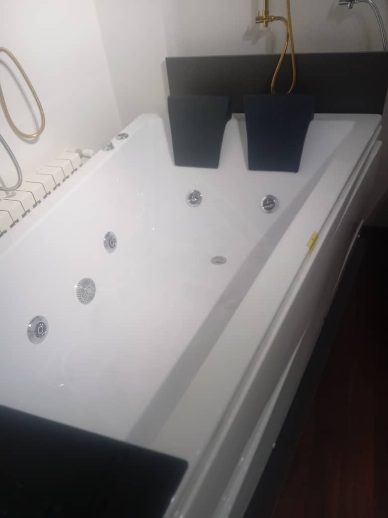 مهندس مرادی 09121507825